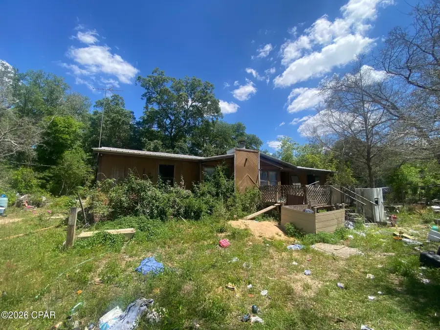 998 Sadorus Avenue, Alford, FL 32420 - #2