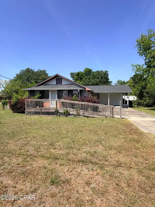 5373 8th Street, Malone, FL 32445
