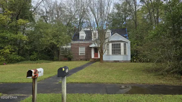 4322 Deering Street, Marianna, FL 32446