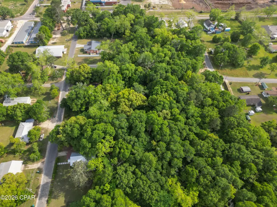 5371 Florida Street, Graceville, FL 32440 - #2