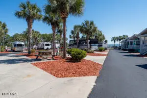 1843 W Highway 98 #27, Carrabelle, FL 32322 - #3