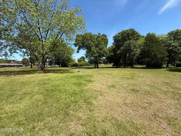 00 White Avenue, Graceville, FL 32440