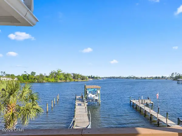 7111 Winona Street, Panama City, FL 32404