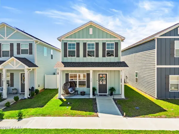352 Arrowwood Boulevard, Defuniak Springs, FL 32435