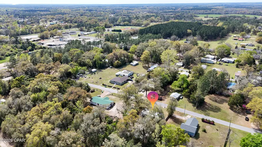 613 N Pear Street, Chipley, FL 32428 - #3