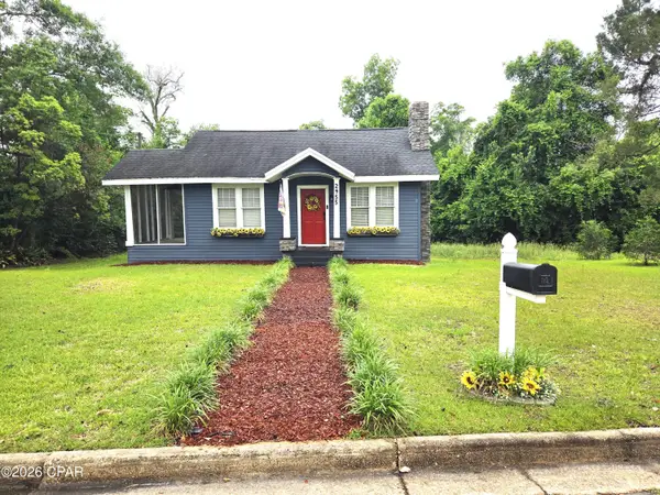 2955 Sylvia Drive, Marianna, FL 32446