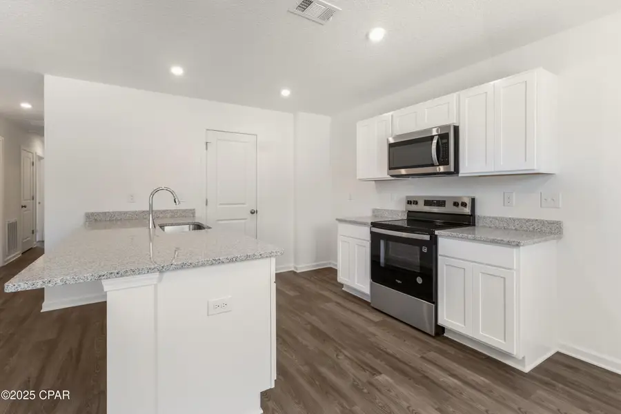 4099 Pinehurst Avenue, Chipley, FL 32428 - #3