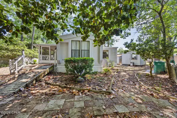 2 Sarah Lane, Fort Walton Beach, FL 32547