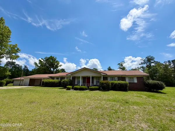 1960 Inwood Road, Grand Ridge, FL 32442