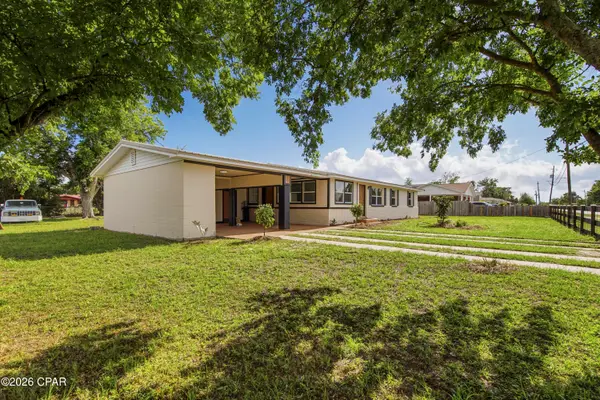 5220 Cherry Street, Panama City, FL 32404