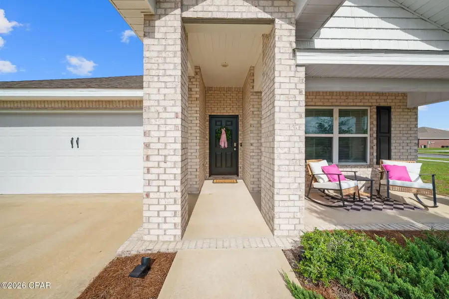 102 Spikes Circle, Southport, FL 32409 - #2