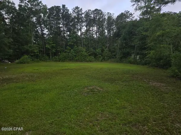 000 Cook Circle, Vernon, FL 32462