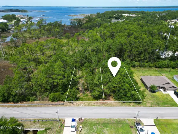 000 Maryland Avenue, Lynn Haven, FL 32444