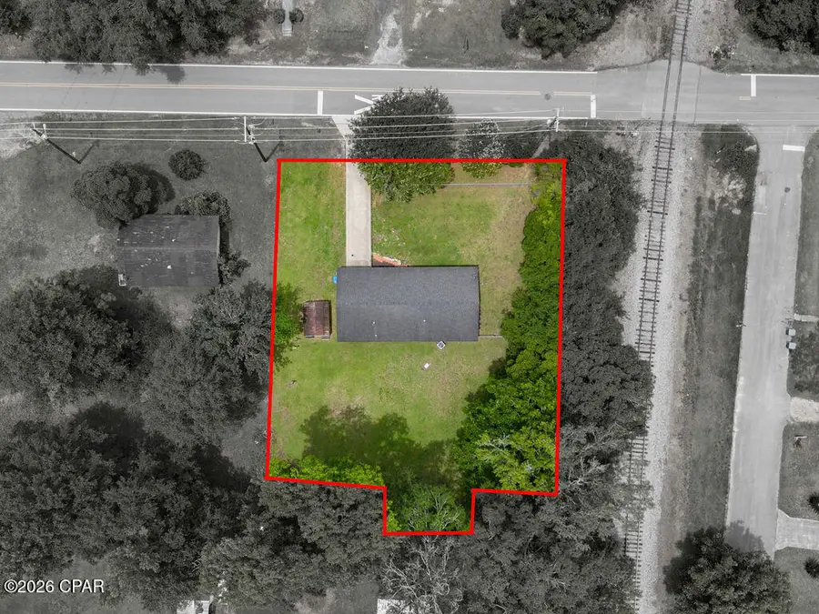 406 S Hubbard Street, Bonifay, FL 32425 - #2