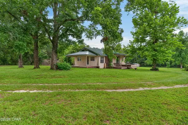 1229 Clearview Lane, Graceville, FL 32440