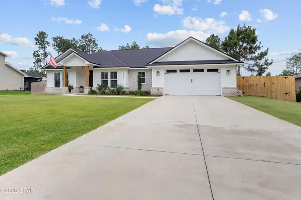 214 White Oaks Boulevard, Southport, FL 32409