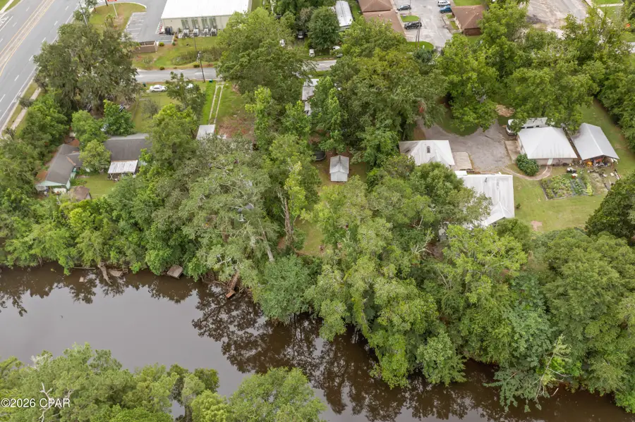 3314 Jackson Avenue, Vernon, FL 32462 - #2