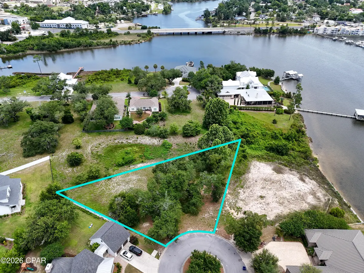 1175 Cove Pointe Drive, Panama City, FL 32401 - #1