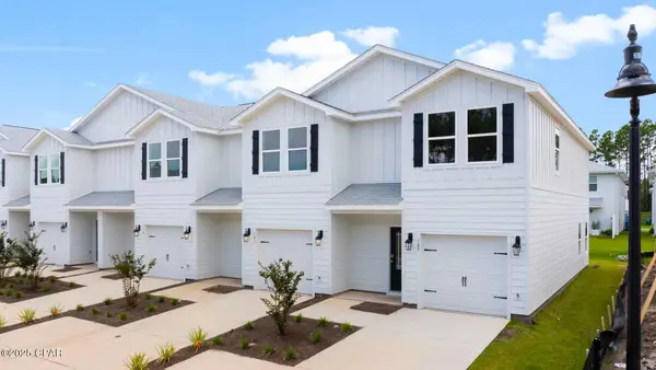 208 Ellery Lane, Panama City Beach, FL 32413