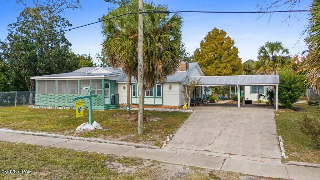 605 10th Street, Port Saint Joe, FL 32456 - #1