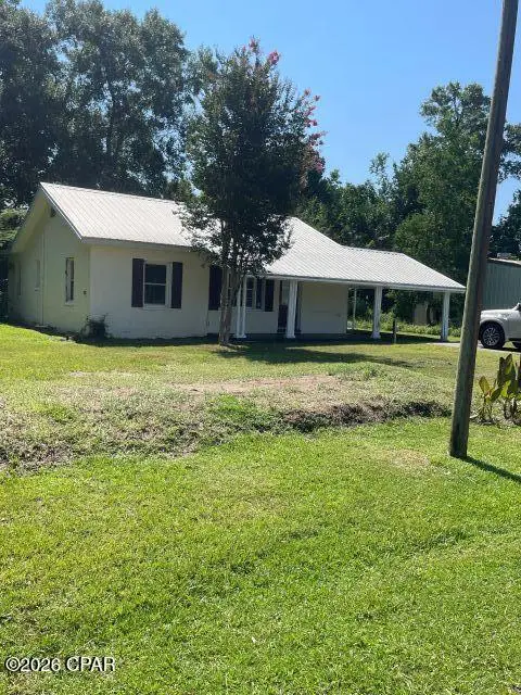 16875 NW Maple Street, Blountstown, FL 32424