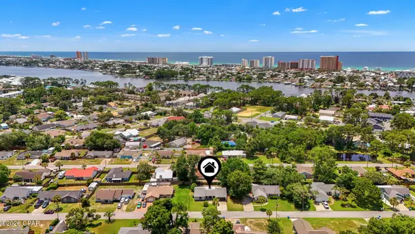 146 Pelican Way, Panama City Beach, FL 32408