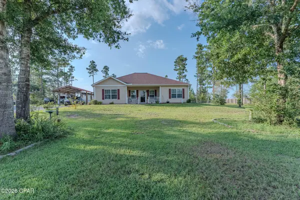 819 Ashley Circle, Alford, FL 32420
