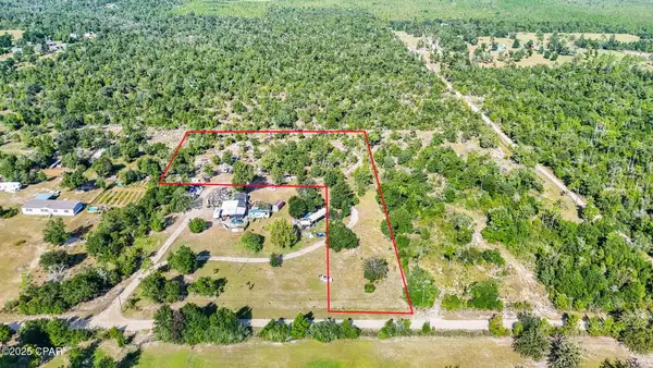 000 Peacock Circle, Youngstown, FL 32466