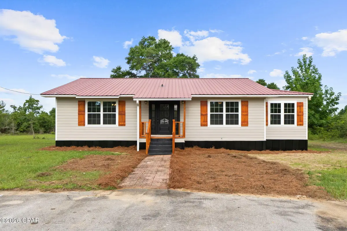 1025 Edison Avenue, Alford, FL 32420 - #1