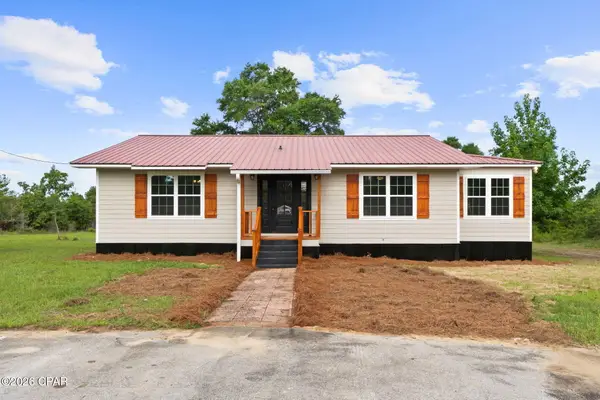 1025 Edison Avenue, Alford, FL 32420
