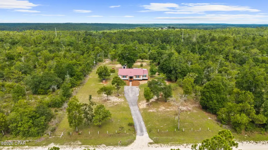 1025 Edison Avenue, Alford, FL 32420 - #3