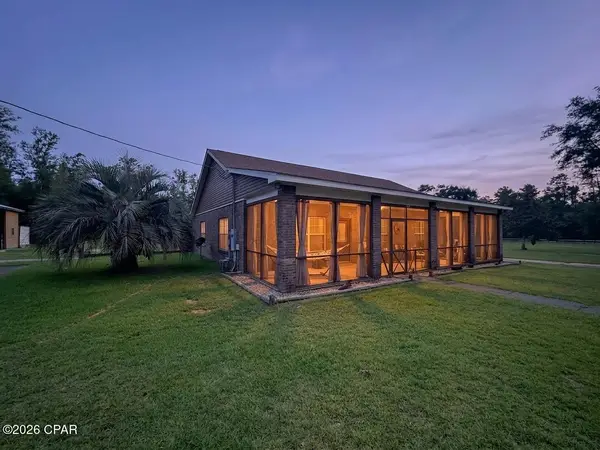 709 Blue Jay Avenue, Marianna, FL 32448