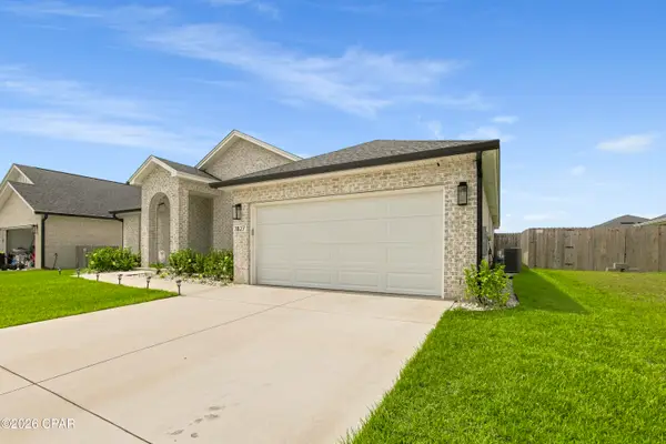 3827 Heartwood Street, Callaway, FL 32404