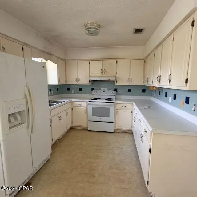 9906 Indian Bluff Road, Youngstown, FL 32466 - #3