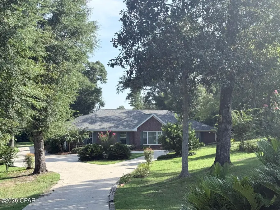 4616 Hillcrest Drive, Marianna, FL 32446 - #2