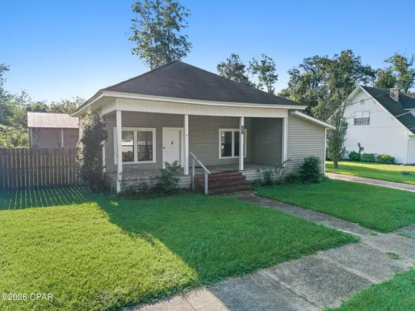 633 3rd Street, Chipley, FL 32428