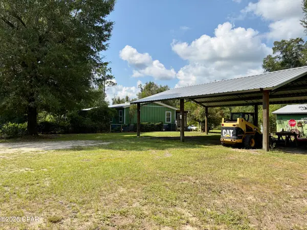 8869 NW Felix Flanders Road, Altha, FL 32421