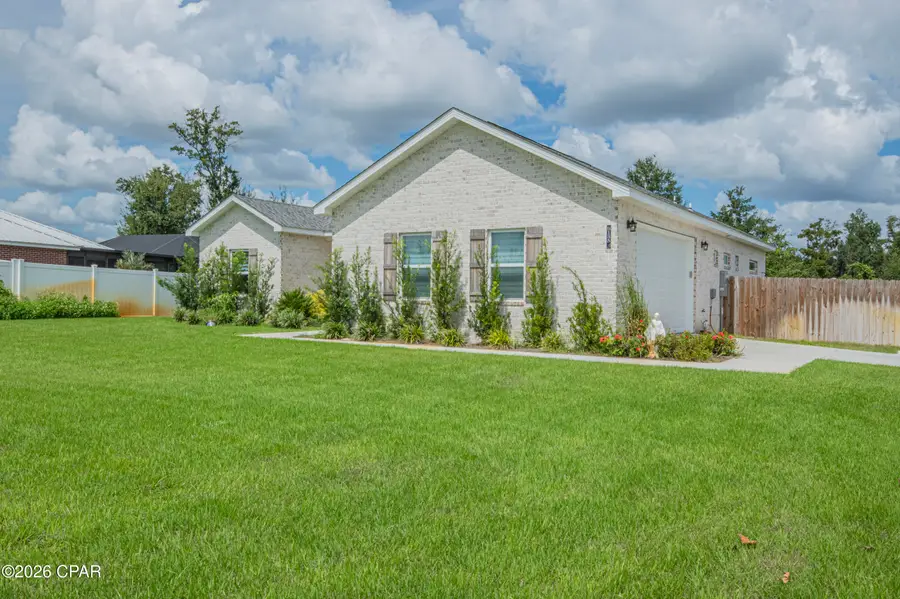 9135 Sunshine Drive, Youngstown, FL 32466 - #3