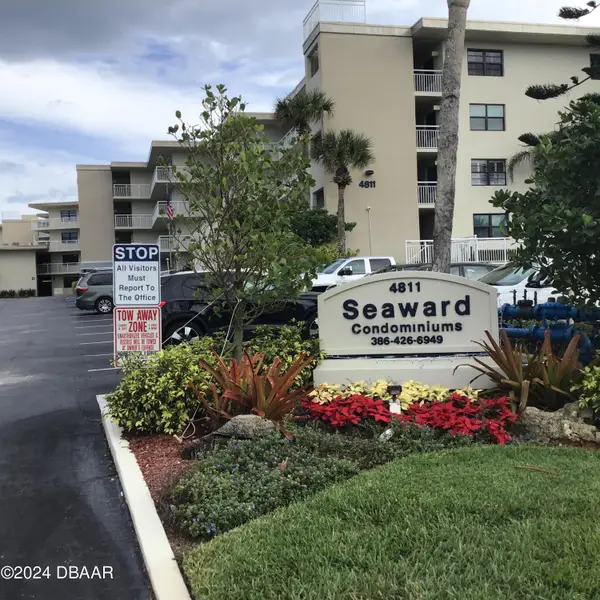 4811 Saxon Drive #A201, New Smyrna Beach, FL 32169