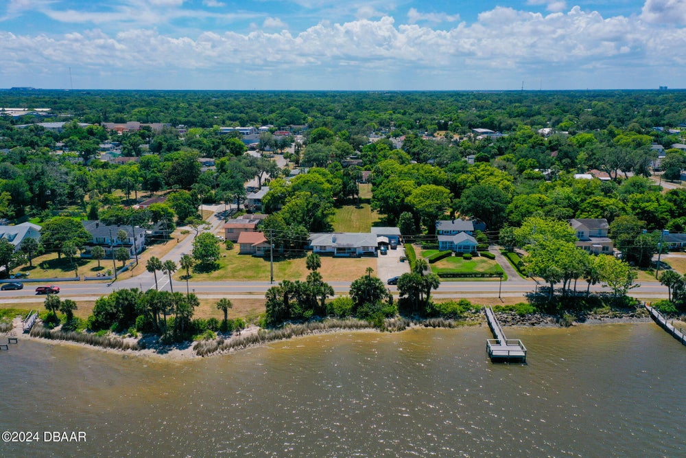 808 Riverside Drive, Daytona Beach, FL 32117 BHGRE