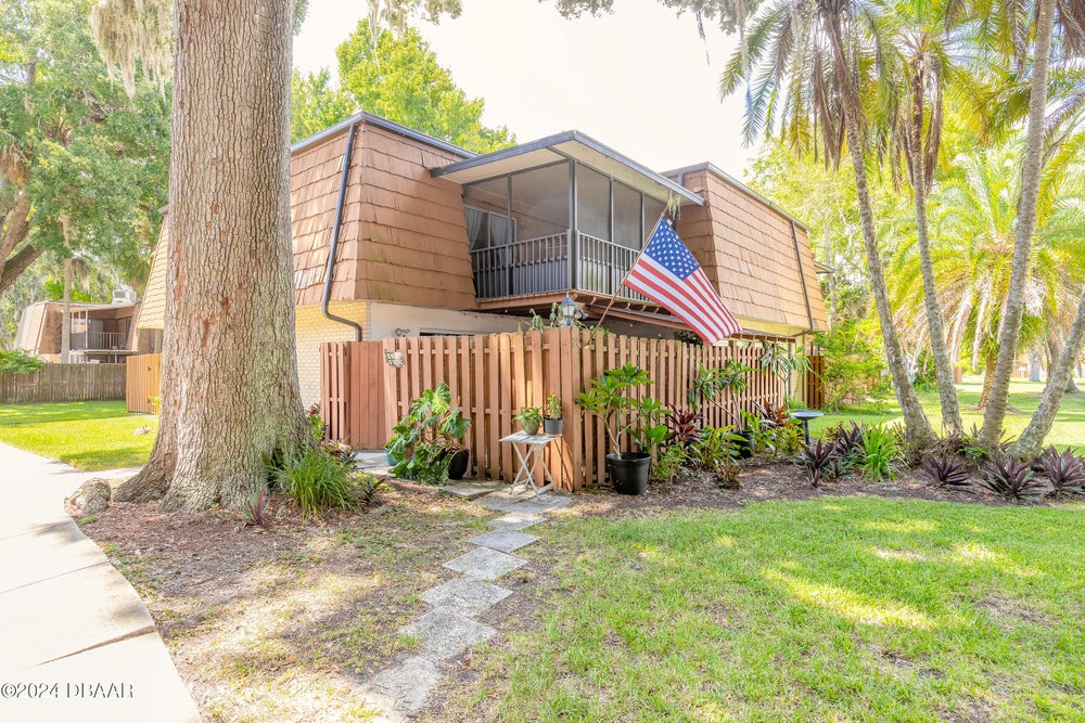 89 Moonstone Court, Port Orange, FL 32129 BHGRE