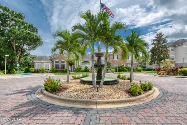 940 Village Trail #2-207, Port Orange, FL 32127