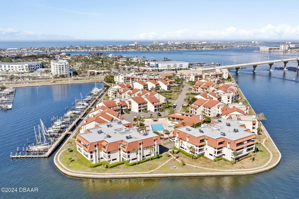 103 1st Street #204, St. Petersburg, FL 33715