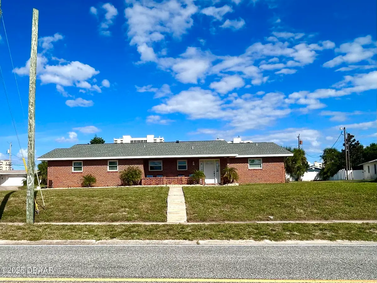 2601 S Peninsula Drive, Daytona Beach, FL 32118 - Image #1