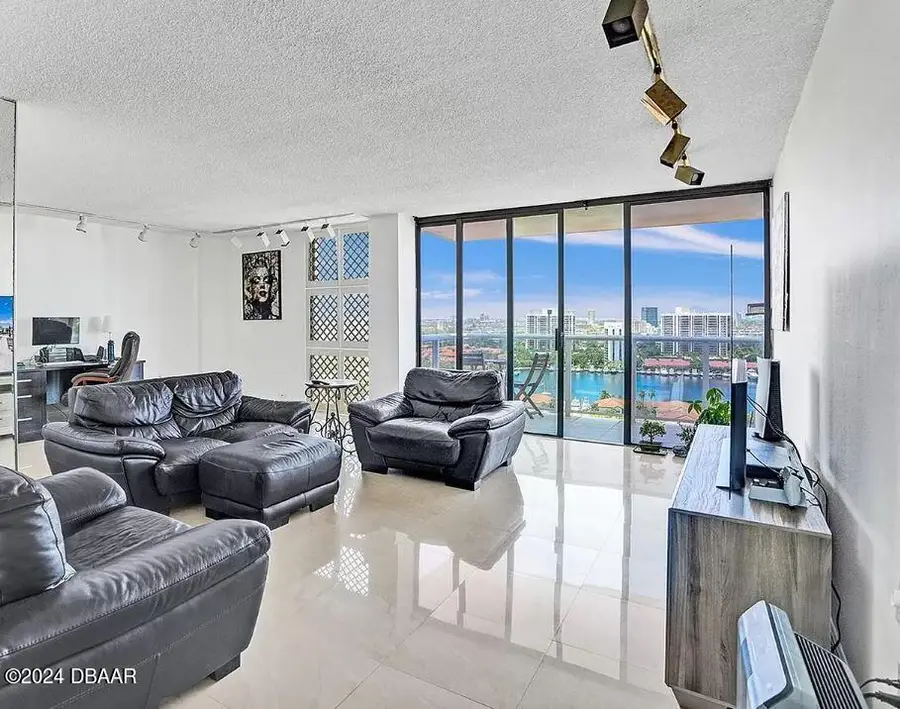 3675 N Country Club Drive #2110, Aventura, FL 33180 - Image #3