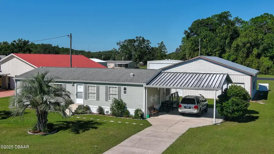 6390 SE 159th Court, Ocklawaha, FL 32179 - Image #2