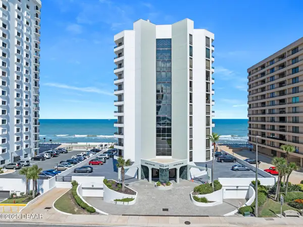 3013 S Atlantic Avenue #305, Daytona Beach, FL 32118
