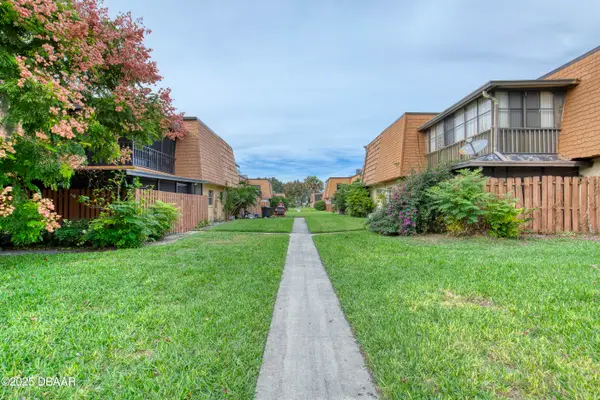 192 Moonstone Court, Port Orange, FL 32129