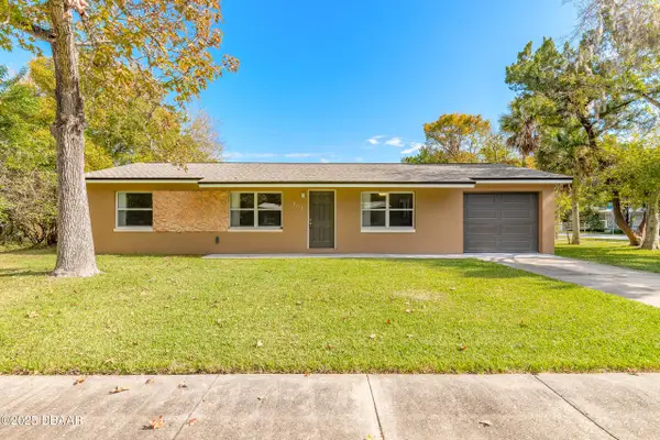 901 Damron Street, Daytona Beach, FL 32117