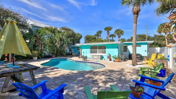 905 E 1st Avenue, New Smyrna Beach, FL 32169